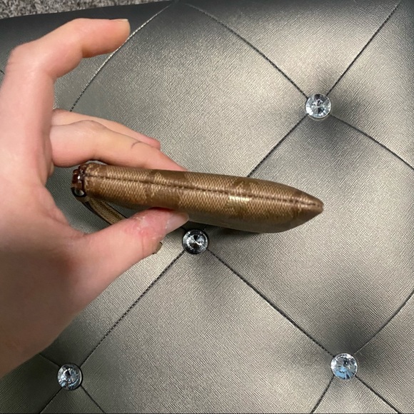 Coach Wristlet - Picture 7 of 11